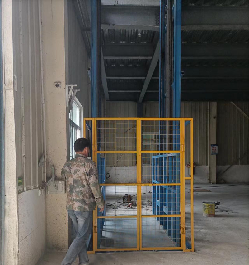 西安導(dǎo)軌式升降平臺(tái)